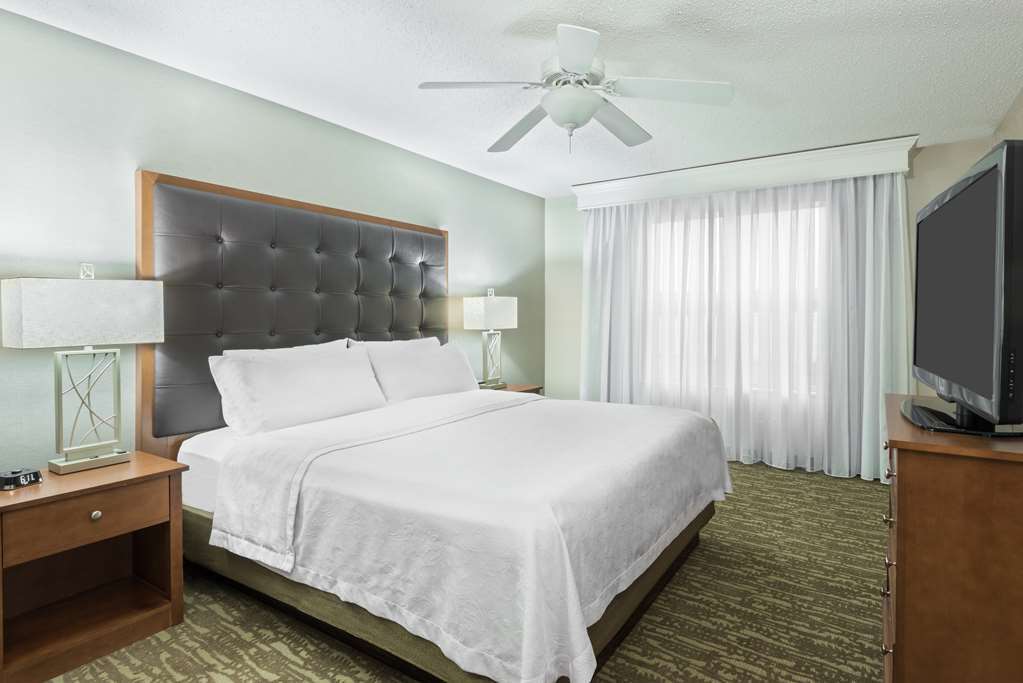 Homewood Suites By Hilton Tampa Airport - Westshore Номер фото